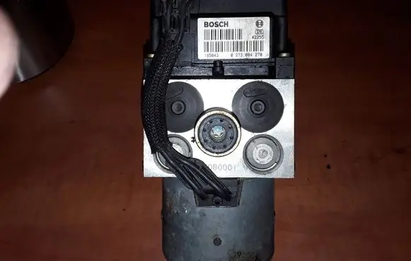 Peugeot 406 ABS Pump 0273004270 026521654