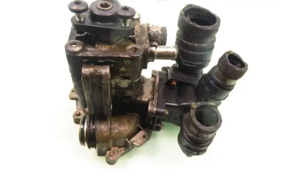 BMW 3 E46 Power steering pump 7506576 7512537