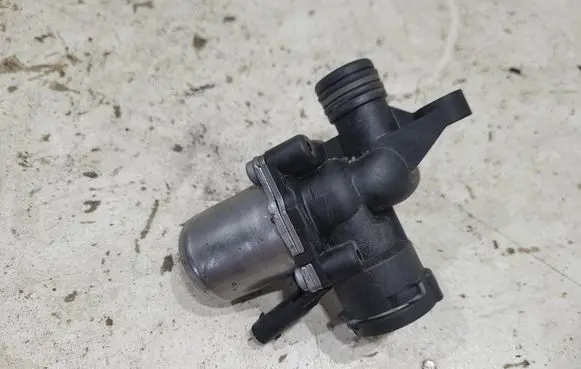 Mercedes-Benz GLK (X204) Electric auxiliary coolant/water pump A2722000031