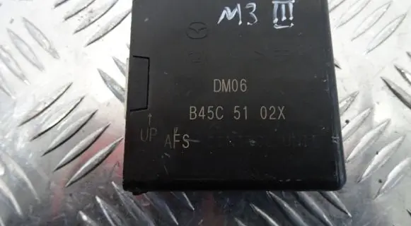 Mazda 3 III Light module LCM B45C5102X