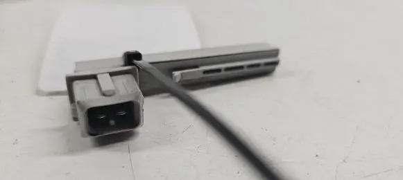 Audi A4 S4 B5 8D Sensor 893611377A