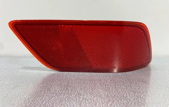 Subaru Forester SK Rear tail light reflector A047588 33001R