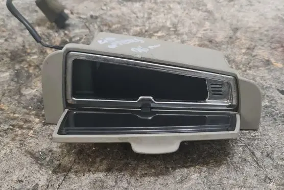 KIA Opirus Car ashtray