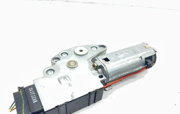 Mercedes-Benz ML W163 Sunroof motor/actuator A1638200742