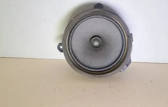 Subaru Outback Front door speaker 86301AG002 EAS16P676BR G08530C4