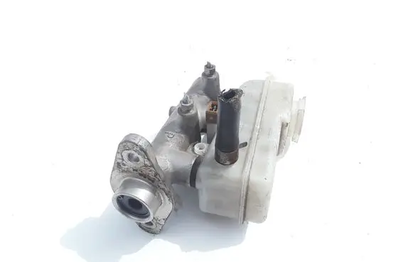Hyundai Trajet Master brake cylinder BM111042