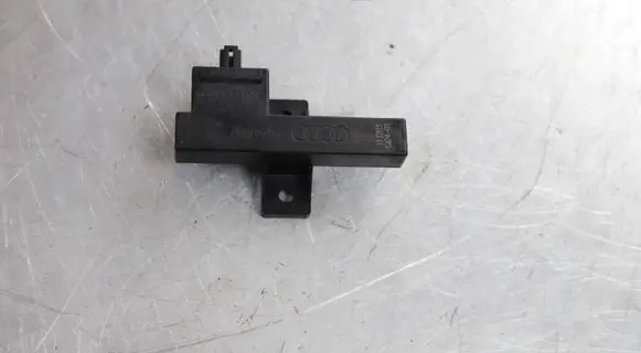 Audi A6 S6 C7 4G Keyless (KESSY) go control unit/module 8K0907247