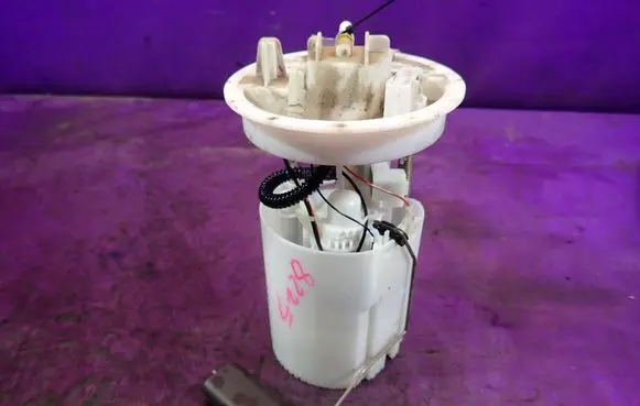 Mazda 3 II In-tank fuel pump
