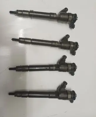 Renault Trafic III (X82) LP gas injectors set 0445110569