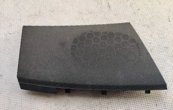 Volkswagen Transporter - Caravelle T5 Side speaker trim/cover 7H0857228A P0078059