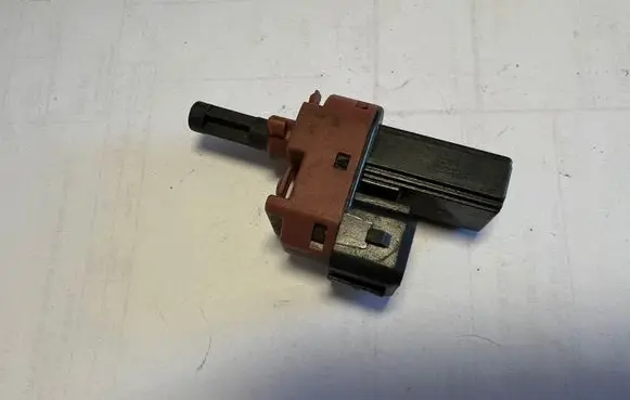 Clutch pedal sensor