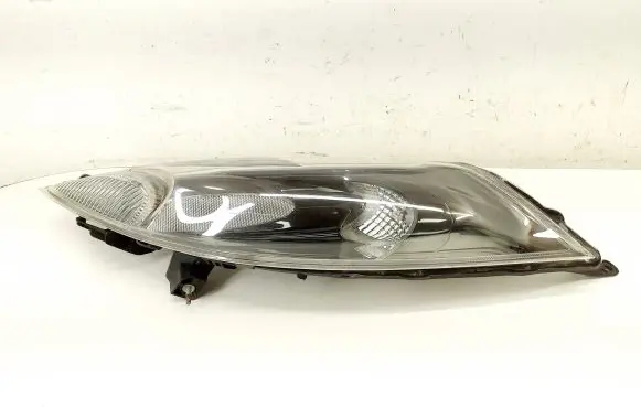 Nissan Juke I F15 Headlight/headlamp