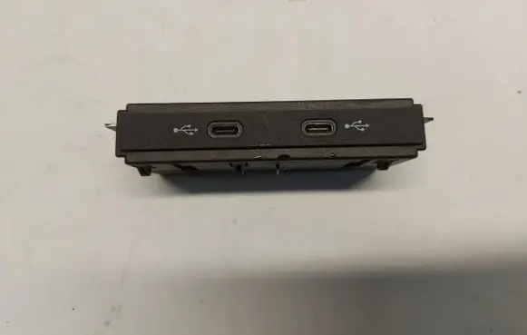 Volkswagen ID.4 USB socket connector 5NA035700-JLK01