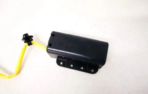 Passenger airbag on/off switch