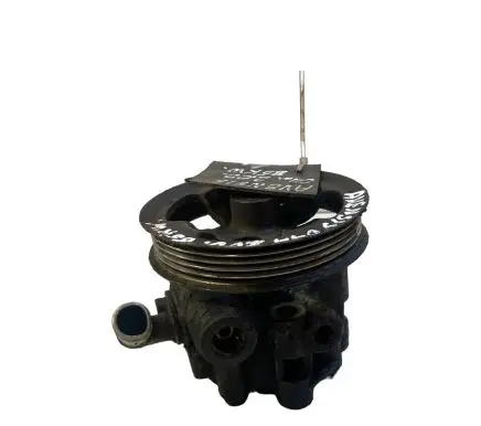 Toyota Avensis Verso Power steering pump