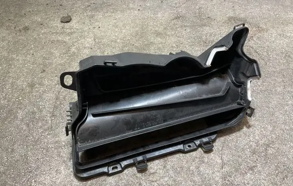 Audi E-tron GT Other exterior part 9JA819904B