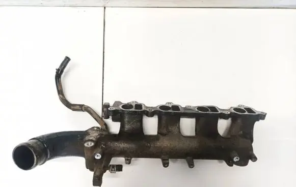 Nissan X-Trail T30 Intake manifold nl0753