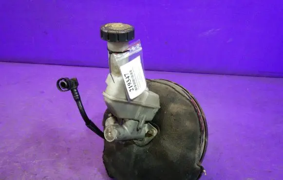 Renault Modus Brake booster 8200327669