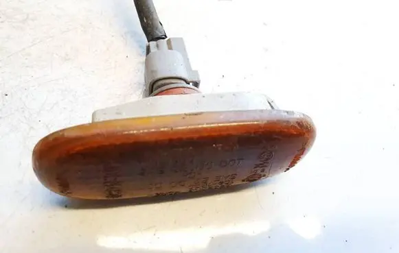 SsangYong Rexton Front fender indicator light 1081399 108-1399