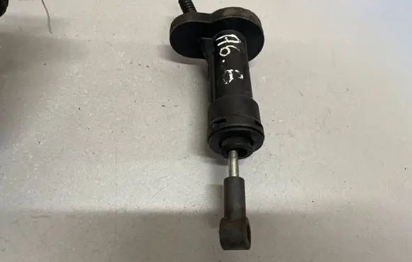 Audi A6 S6 C6 4F Clutch slave cylinder 4F0721401A