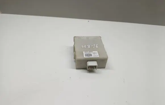 Toyota Avensis T250 Door control unit/module 8974105070 736680A 73668012