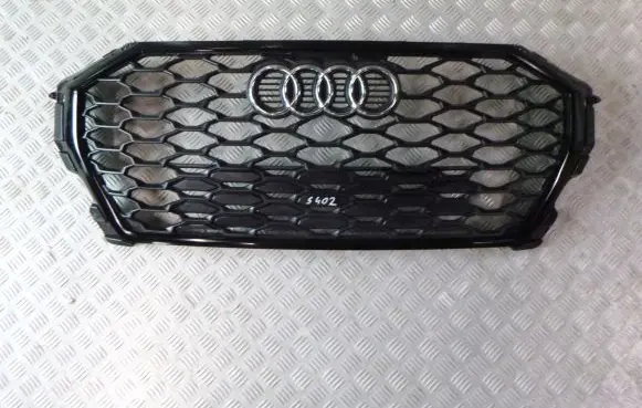 Audi Q3 F3 Front grill 83F853651