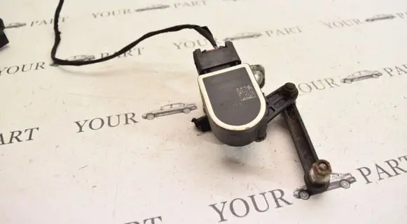 BMW 5 F10 F11 Headlight/headlamp level sensor 6784075