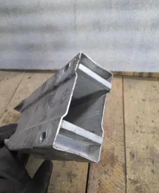 Mercedes-Benz C W204 Front bumper mounting bracket A2046200995