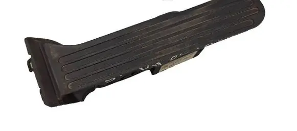 Volkswagen Golf V Accelerator throttle pedal 1K1721503P