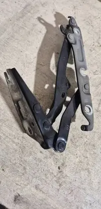 Audi A6 S6 C6 4F Loading door upper hinge 