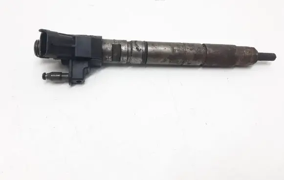 Volvo XC60 Fuel injector 31272767