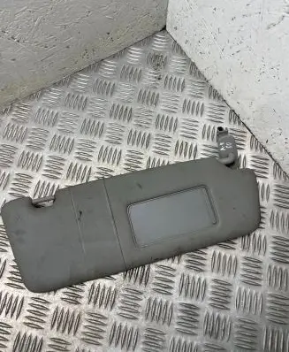 Audi A4 S4 B6 8E 8H Sun visor 8E0857552