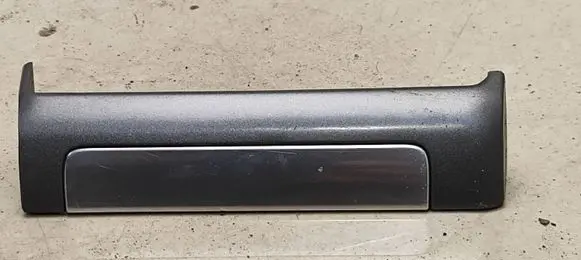 Opel Vectra C Dashboard glove box trim 13204491