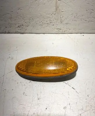Mazda 626 Front fender indicator light 0464120