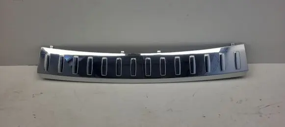 Mercedes-Benz GLS X166 Rear bumper trim bar molding A1668852174