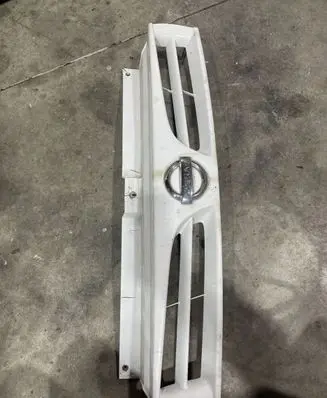 Nissan Primastar Front grill 8200137047