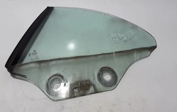 BMW 6 F12 F13 Rear side window 7219887