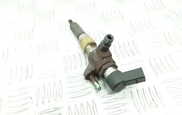 Volvo V60 Fuel injector 9802448680