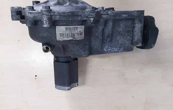 BMW X5 E70 Front differential 7552533