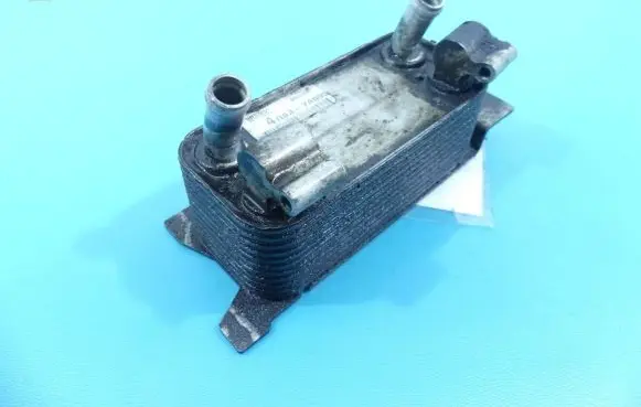 Engine oil radiator