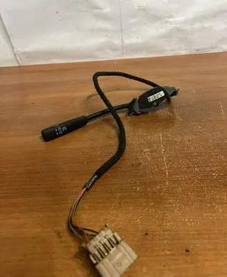 Mercedes-Benz E W210 Cruise control switch 2105400645 D3920