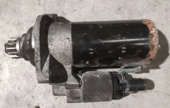 Volkswagen PASSAT B7 Starter motor 02Z911024H 22022012 0001153007