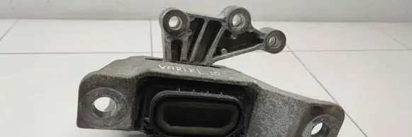 Ford Focus Engine mounting bracket AISI9Cu3Fe
