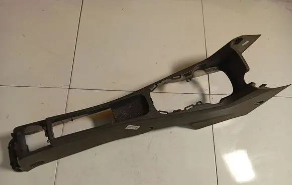 Opel Corsa D Center console 13184076