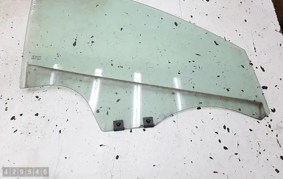 Renault Sandero I Front door window glass four-door e2043r00351