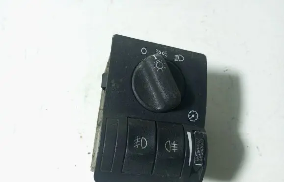Opel Zafira A Light switch 24421188 24421189