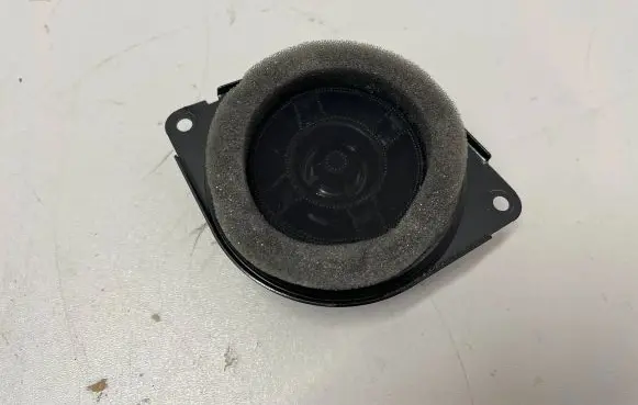 Dodge RAM Panel speaker 68043045AD