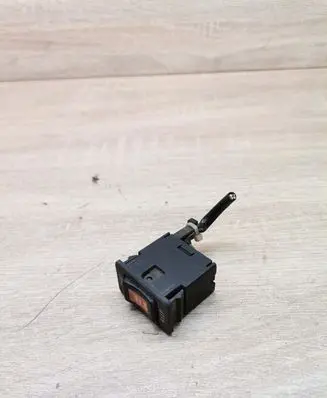 Nissan Primera Seat heating switch NILESSEATHEAT