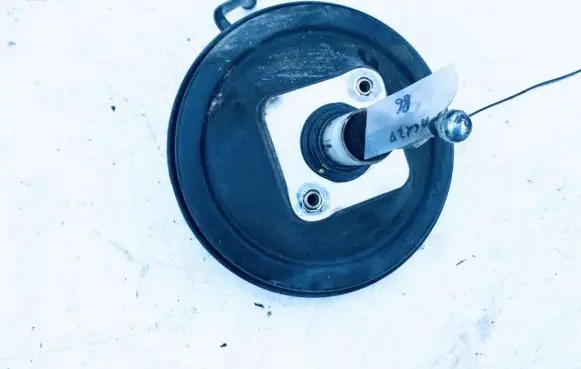 Audi A4 S4 B5 8D Brake booster 8d0612105f