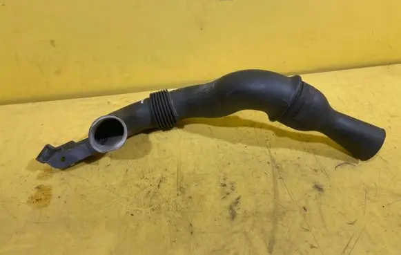 Alfa Romeo Giulietta Air intake hose/pipe 51894468